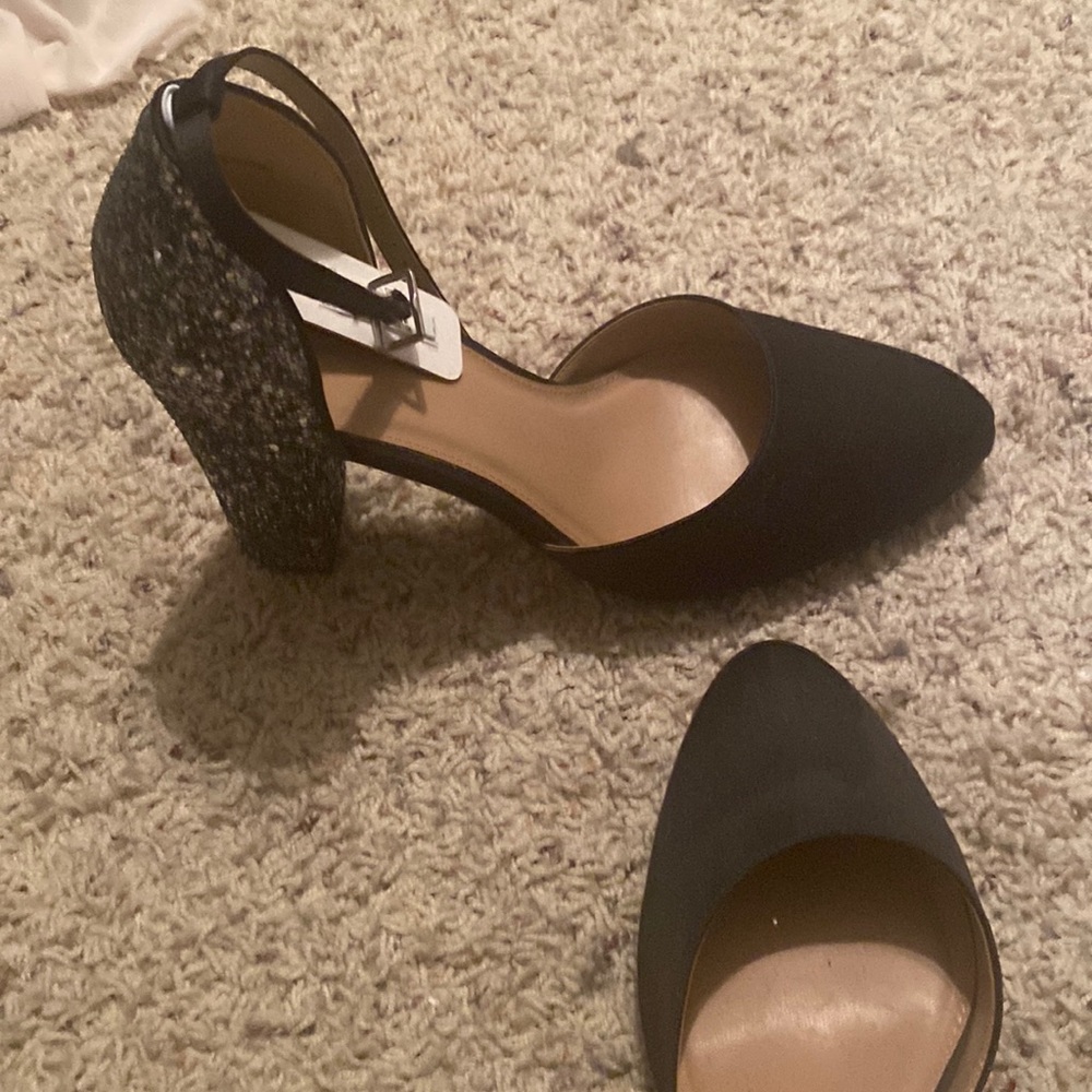 Charming Charlie sequin block heel new with tags size 10